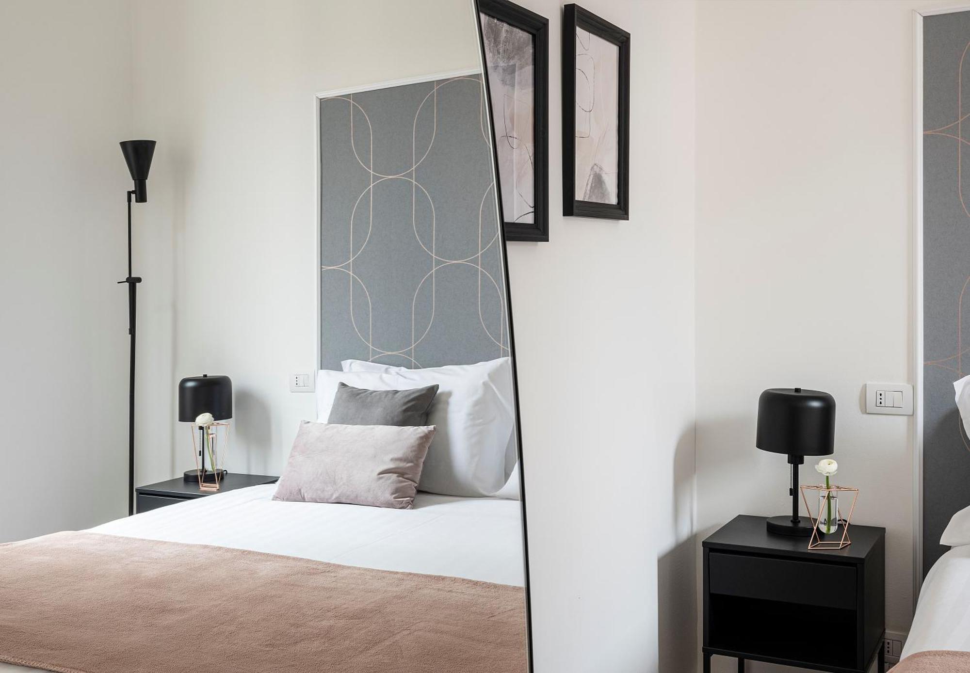 Easylife - Suite In Porta Venezia Milaan Buitenkant foto